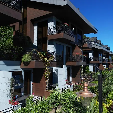 Peerless Hotel 3*