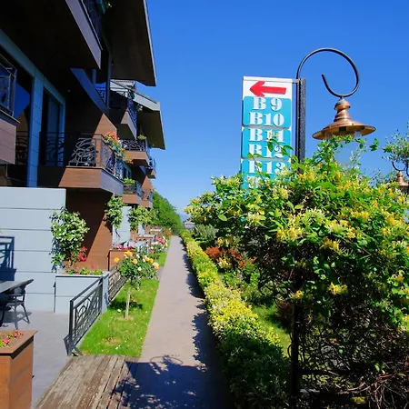 Peerless Hotel 3*