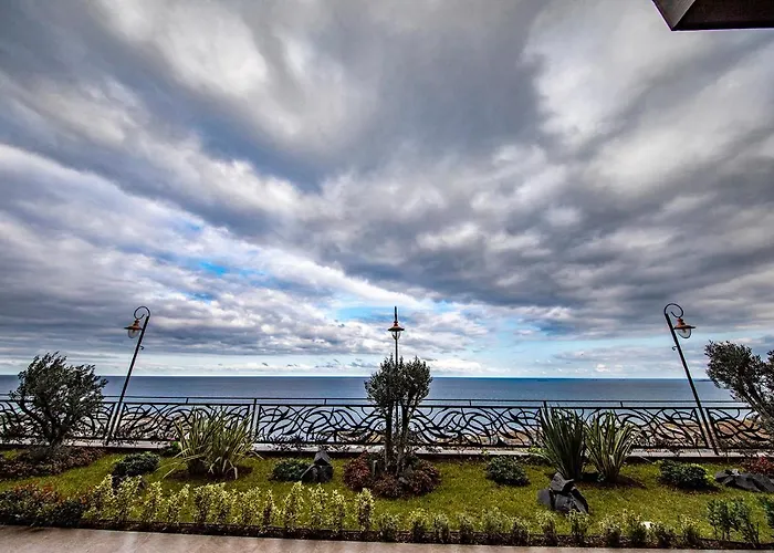 Hotel Peerless Trabzon