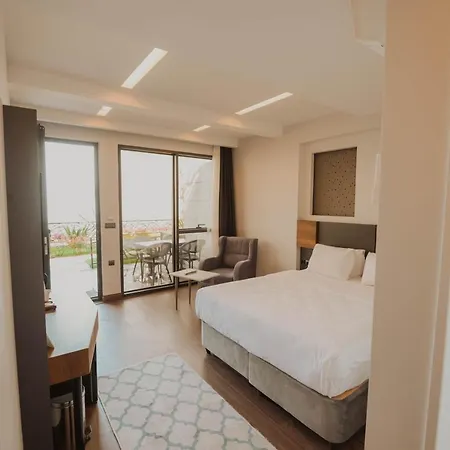 بيرليس فيلاز