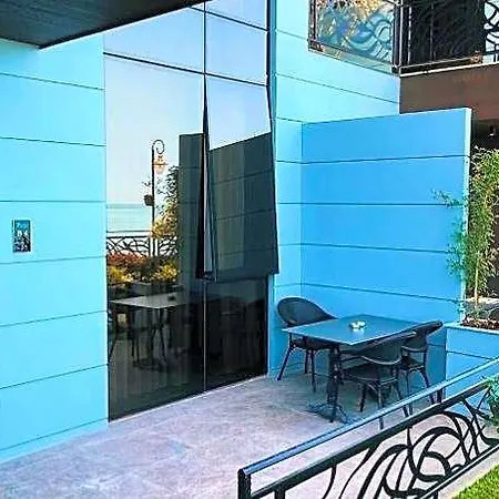 Peerless Hotel 3*