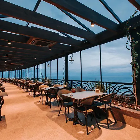 بيرليس فيلاز ترابزون