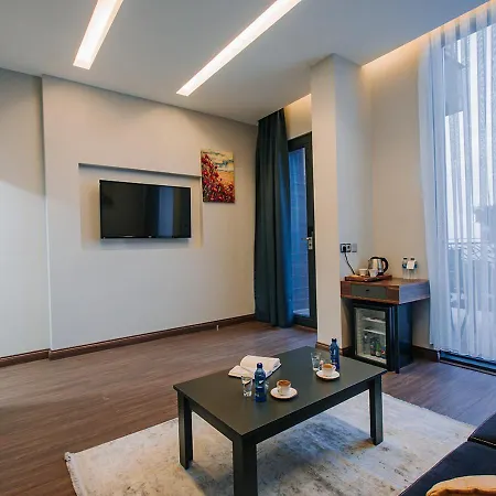 بيرليس فيلاز