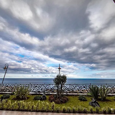 Hotel Peerless Trabzon