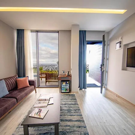 بيرليس فيلاز 3* ترابزون