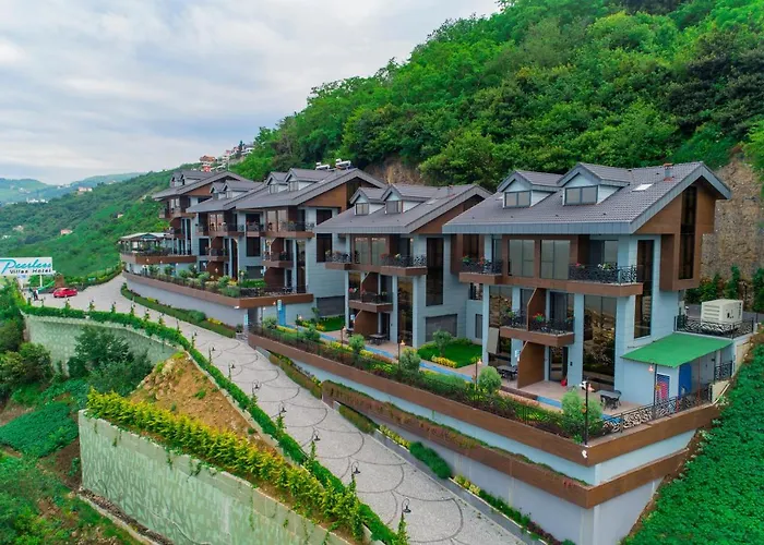 بيرليس فيلاز