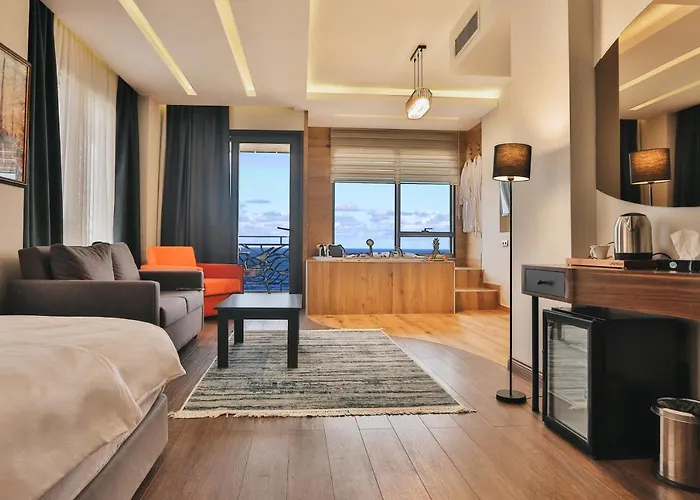 بيرليس فيلاز